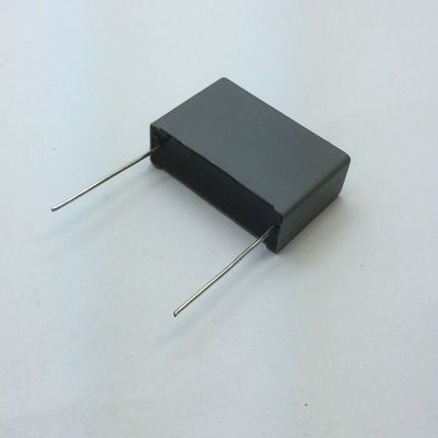 153J2000V MMKP82 PPのフィルムのコンデンサー、金属で処理されたポリプロピレンのコンデンサー