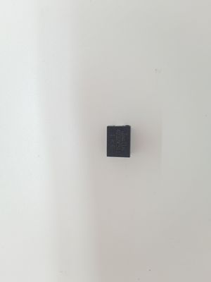 MOV ワリスター 表面マウント装置 -40 125 ストレージ 0.1J - 4J エネルギー評価 RoHS対応