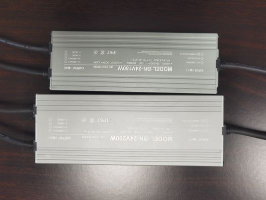 アルミケース 防雨電源 IP54 防水 単一出力 100 ~ 264 VAC 8.3A
